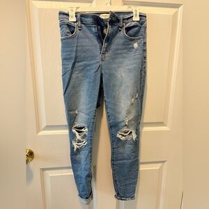 Abercrombie & Fitch Light Blue Distressed skinny Jeans